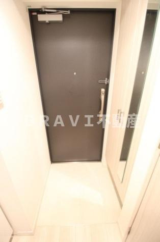 S-RESIDENCE南堀江（エスレジデンスミナミホリエ）　BRAVI不動産の玄関|【S-RESIDENCE南堀江】玄関です