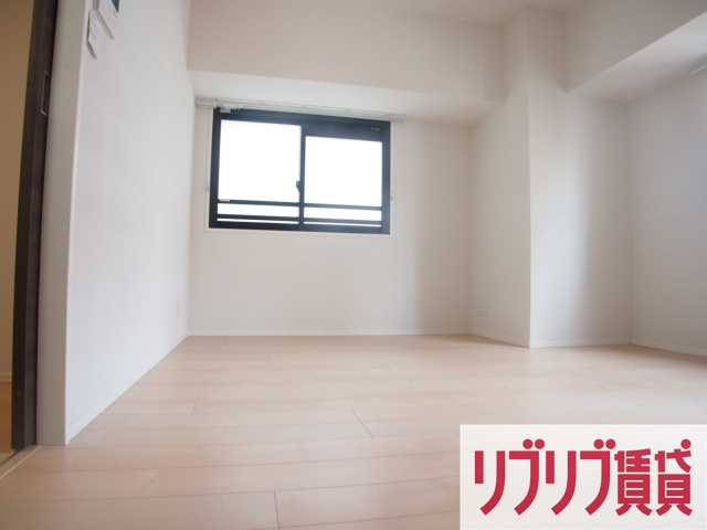 千葉中央・大庄マンションの居間・リビング