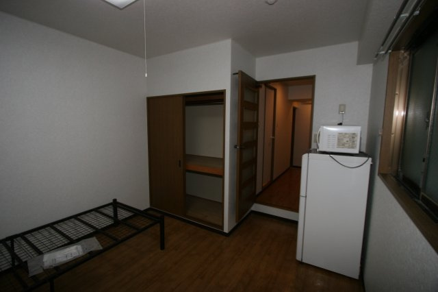 ファミール中野１の収納