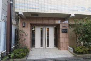 【エントランス】