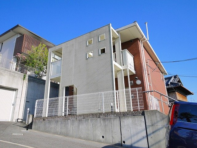 ジュエリーヒルの外観|外観もきれいです