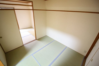 【寝室】