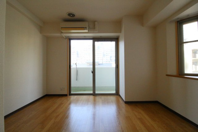 【寝室】 | タカマツ神戸駅南通