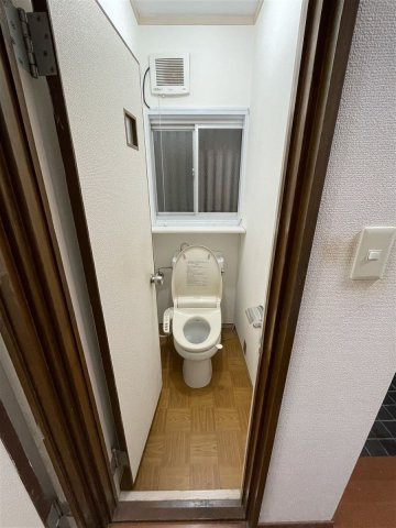緑ヶ丘中町貸家のトイレ