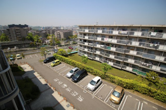【駐車場】