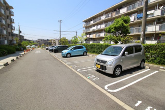 【駐車場】