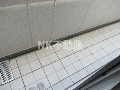 【バルコニー】 | アンベリール（八戸ノ里賃貸） | 陽当たり良好なバルコニーです