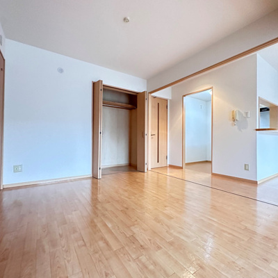 【洋室】 | クリスタルステージ