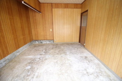 【駐車場】 | 阪南町1丁目長屋 | ガレージ内部