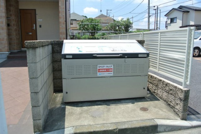【その他共用部分】 | トレニアC | 専用のゴミ置場があるのでごみ出しもらくらく～♪忙しい社会人さんや主婦さんにもうってつけ！