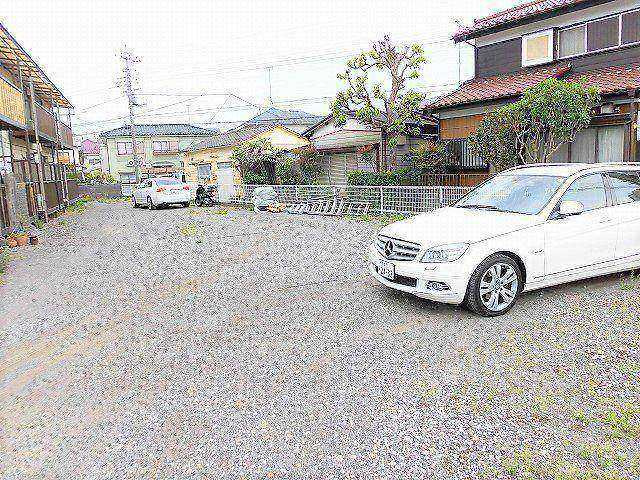 みどりマンションの駐車場
