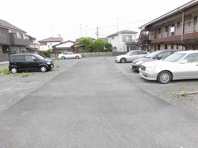 みどりマンションの駐車場