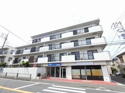 【外観】 | ヒルトップ鷺沼 | 東急田園都市線「鷺沼」駅徒歩12分、「宮前平」駅徒歩9分と好立地。