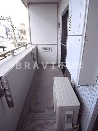 アーバネックス谷町　BRAVI不動産のバルコニー|【アーバネックス谷町】落ち着いた時間を過ごせるバルコニーです