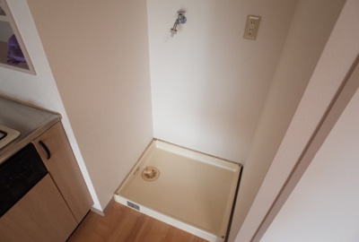 【設備】 | パセイオサンコー | 洗濯機置き場