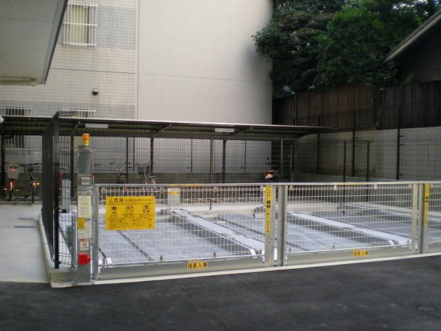 サーディン大名の駐車場