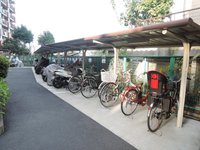 【その他共用部分】 | ライオンズマンション片倉町 | バイク置場