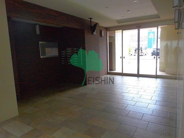 ラルーチェのエントランス