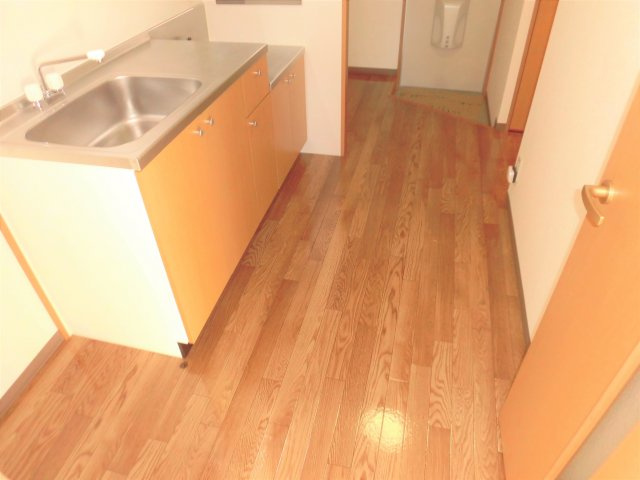 CREA135のキッチン