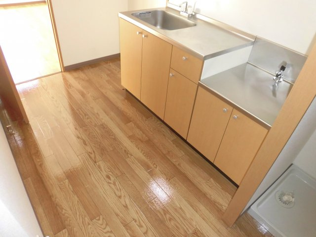 CREA135のキッチン