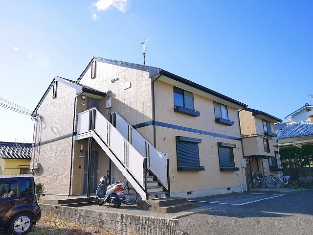 ソフィア（青野町）の外観|きれいな外観です