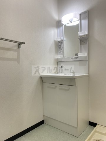 クレパレス2の独立洗面台