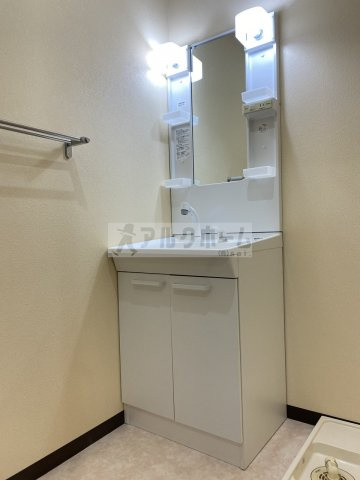 クレパレス1の独立洗面台