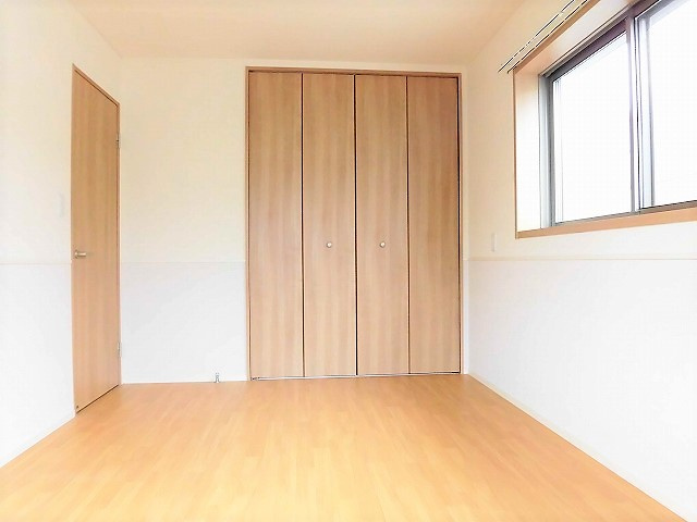 シャトープレジールの寝室|写真は同建物の別部屋を参考に掲載しております。