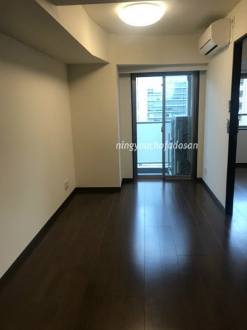 【居間・リビング】 | メゾンピオニー日本橋浜町 | 現地は浜町公園前