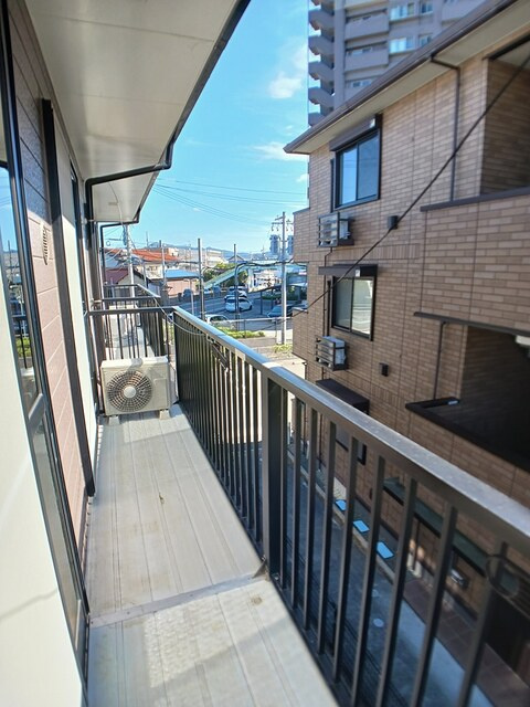 メゾンアベニールのバルコニー