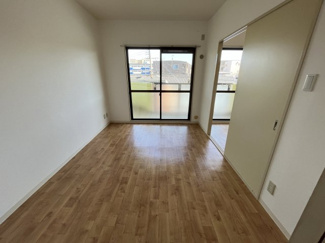 【洋室】 | マーブルコート