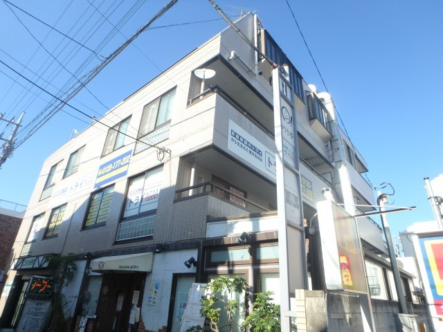 サンハイツの外観