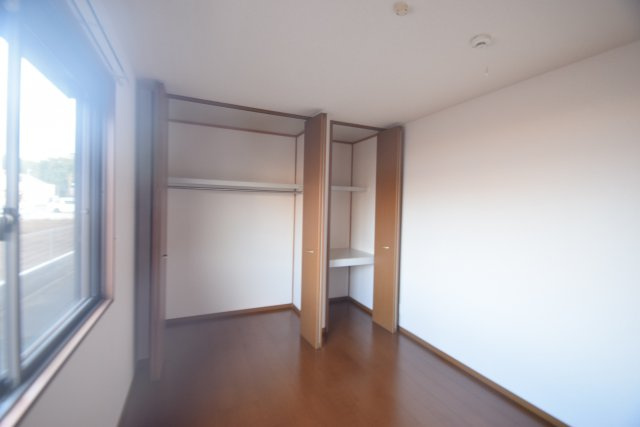 サンコート１番館の子供部屋|子供のお昼寝に使えるお部屋です