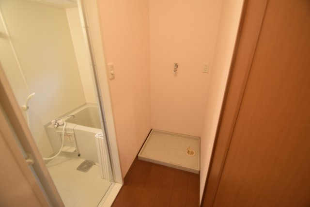 サンコート１番館の設備|洗濯機置き場