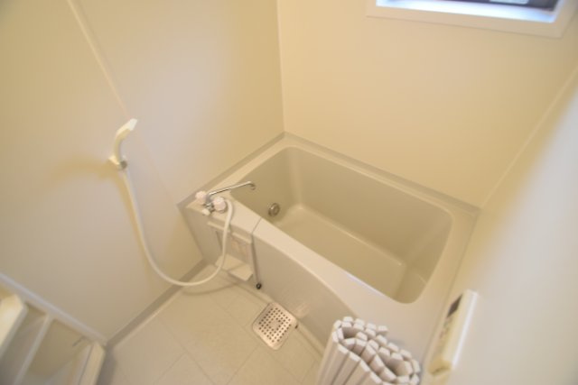 サンコート１番館の浴室|お風呂で日々の疲れを落としましょう