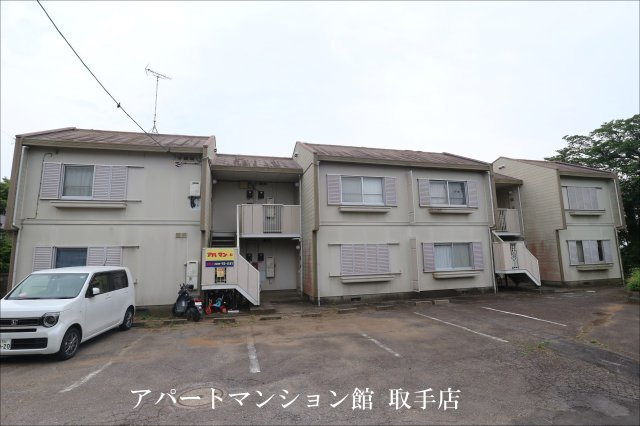 メゾン竹村の駐車場