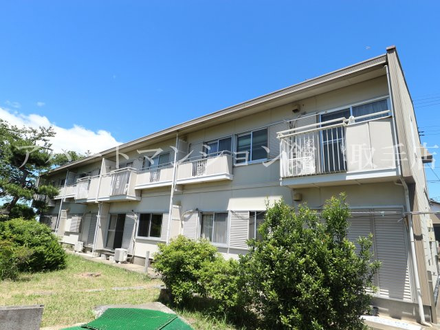 メゾン竹村の外観