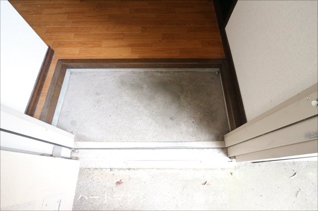 メゾン竹村の玄関