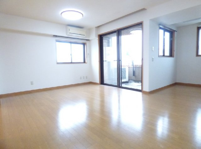 【居間・リビング】 | ダイタ昭和マンション