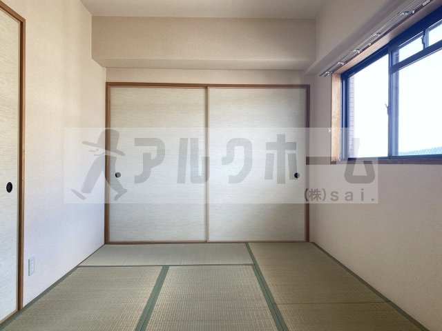 グランドゥール緑ヶ丘の和室
