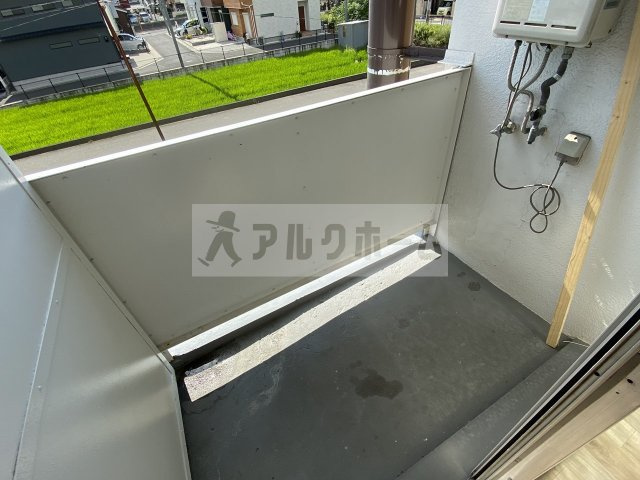 八尾マンションのバルコニー