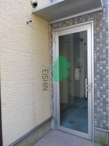 コージーハウス博多(Cozy House)のエントランス