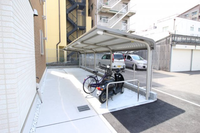 【その他共用部分】 | フィオーレ八尾 | ☆屋根付き駐輪場☆