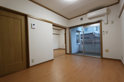 【洋室】 | 第十二ショ－ケ－ビル