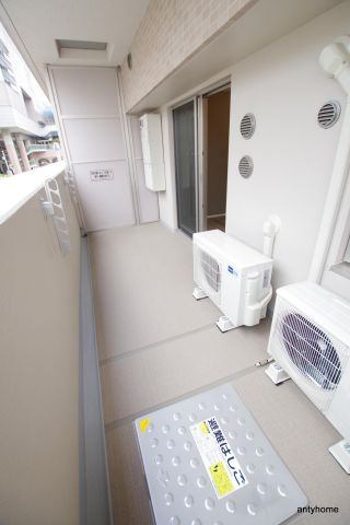 ザパークハビオ天満橋　仲介手数料無料のバルコニー
