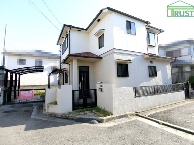 大久保町西島　角地一戸建ての外観