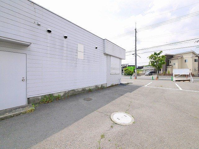 大和小泉町コンビニ跡の外観