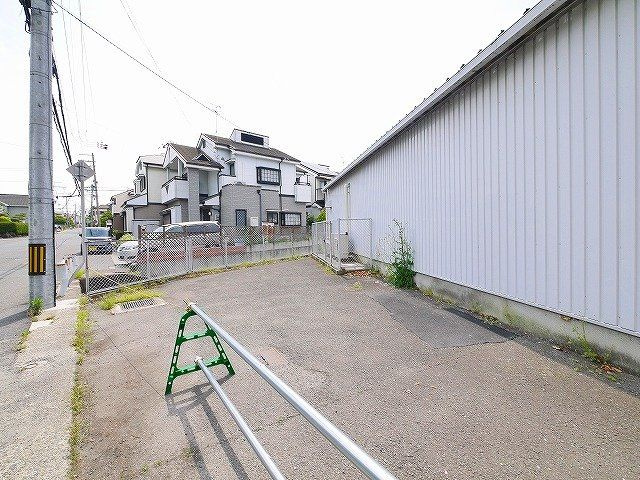 大和小泉町コンビニ跡の外観