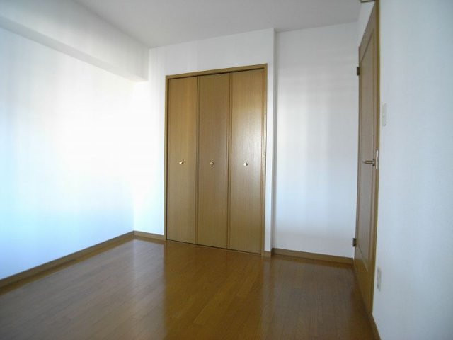 【洋室】 | ＷＥＳＴヒルズ鴻池 | 5.5帖