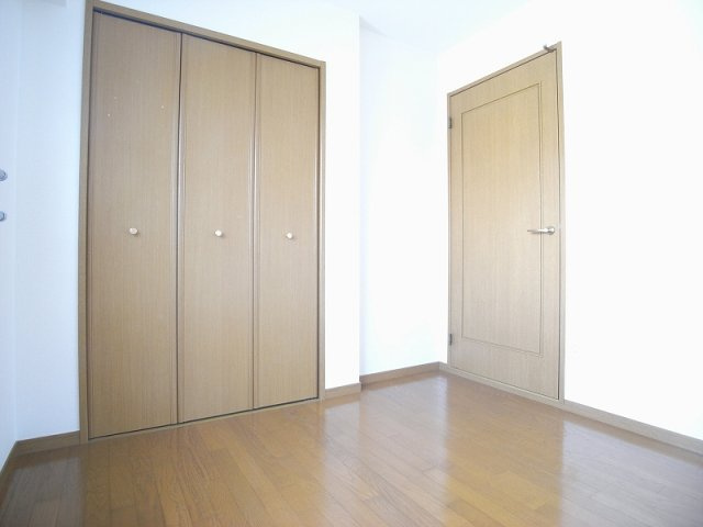 【洋室】 | ＷＥＳＴヒルズ鴻池 | 5.5帖